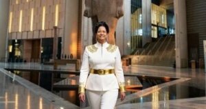 أم كلثوم بالبدلة الفرعونية تتصدر مشاهد احتفالات المتحف الكبير