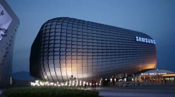 تسريب سعر هاتف سامسونج القابل للطي ثلاثياً يضعه خارج متناول.webp