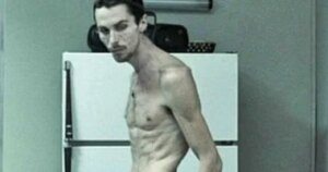 تفاحة وعلبة تونة يومياً.. النظام الغذائي الذي أفقد كرستيان بيل 28 كيلو من وزنه