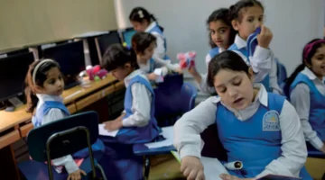 صلاحيات مالية وإدارية جديدة تحوّل مدراء المدارس السعودية إلى صناع.webp