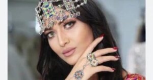 صورة واحدة كلفتها 50 ألف دينار.. ملكة جمال الجزائر في مواجهة القضاء بسبب "الإخلال العلني بالحياء"