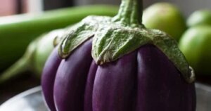 مادة فعالة في الباذنجان تهاجم بوادر السكري وتكبح نمو الخلايا السرطانية.