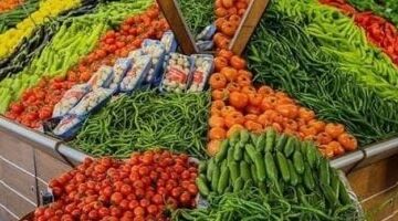 أسعار الخضروات في سوهاج تربك المتسوقين والفاكهة توفر ملاذًا آمنًا