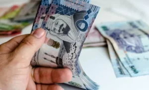 إلغاء شرط الكفيل يفتح باب التمويل الشخصي حتى 300 ألف ريال للسعوديين والمقيمين.