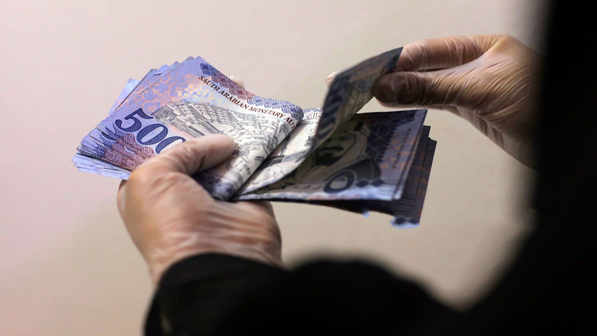 احصل على 180 ألف ريال فوري بقروض مرنة بدون كفيل أو تحويل راتب