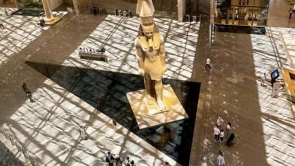 افتتاح المتحف المصري الكبير 2025: حضور ملكي ورئاسي يحوّل الحدث إلى قمة عالمية.