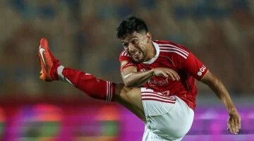 الأهلي يستطلع رأي توروب حول عروض ضم محمد شكري المحلية