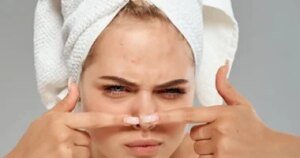 بثور الأنف المستعصية: أخطاء شائعة تفاقمها وعلاجات منزلية فعالة تنهي المشكلة.