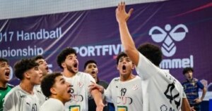 بعد مباراة بطولية.. منتخب ناشئي كرة اليد المصري وصيفًا للعالم.