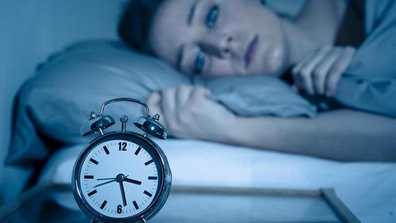 تأثير النوم في الظلام على صحة القلب والأوعية الدموية: تفسير طبي لد. جمال شعبان