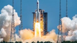 تأجيل إطلاق صاروخ نيو جلين للمرة الثانية يثير شكوكًا حول جاهزية مشروع جيف بيزوس الفضائي.