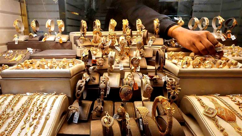 تحديث سعر الذهب اليوم الجمعة 21-11-2025 يشهد تراجعًا وسط تقلبات السوق