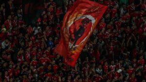 شوط أول مثير.. تريزيجيه وشريف يمنحان الأهلي تقدمًا مزدوجًا ضد شبيبة القبائل