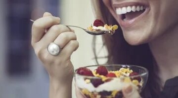 قائمة الـ100 سعر حراري 20 وجبة خفيفة تمنحك الطاقة وتكبح