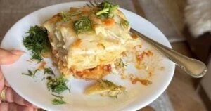 مكرونة الوايت صوص بالجمبري: الوصفة التي تضمن قوامًا كريميًا ونكهة غنية بالشبت