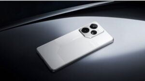 مواصفات Realme GT 8 Pro المسربة تضعه في منافسة مباشرة مع الهواتف الأغلى ثمناً