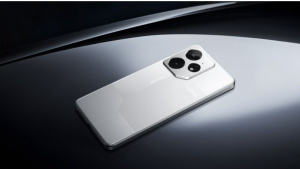 مواصفات Realme GT 8 Pro المسربة تضعه في منافسة مباشرة مع الهواتف الأغلى ثمناً