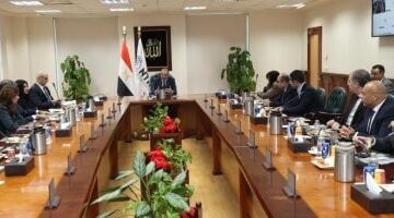 10 ملايين هاتف وزير الاتصالات يكشف حجم الإنتاج المحلي خلال