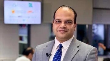 الذهب يكسر التوقعات مكاسب قياسية تنتظر المعدن الأصفر خلال عام