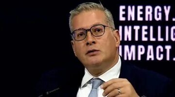 بقرار وزير البترول حركة تنقلات واسعة تشمل قيادات الشؤون الإدارية