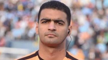 بقيادة حسام عزب طاقم تحكيم مصري لإدارة تقنية الفيديو بمباراة