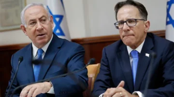 بيانات حساسة تسريب ملفات سرية بعد اختراق هاتف مدير مكتب.webp