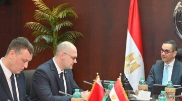 تحديث مهم وزير الاستثمار يبحث مع سفير بيلاروسيا زيادة التبادل