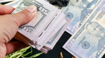 تحديثات الصرف سعر الدولار أمام الجنيه في البنوك المصرية والسوق