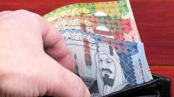 تحديثات الصرف سعر الريال السعودي مقابل الجنيه المصري في تعاملات