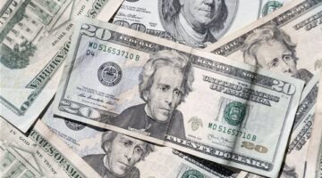 تحرك جديد بالبنوك سعر الدولار أمام الجنيه في تعاملات الأربعاء