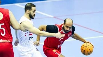 تفوق أحمر سلة الأهلي تحسم قمة الزمالك بنتيجة 75 69 في