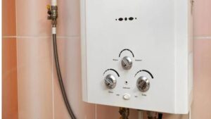 توفير الكهرباء في استخدام السخان: نصائح للحفاظ على المال وسلامة الأجهزة الكهربائية