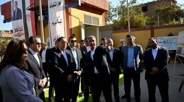 جولة تفقدية بالصف رئيس الوزراء يتابع مشروع التدشين بمحطة رفع