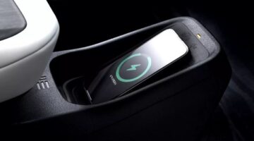 خطر داهم 3 أسباب تمنعك من استخدام الهاتف أثناء قيادة