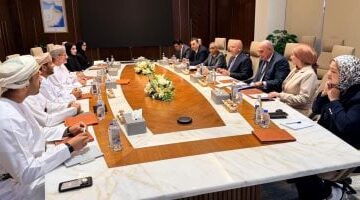 شراكات استثمارية كامل الوزير يدعو الشركات العمانية لتدشين صناعات متكاملة