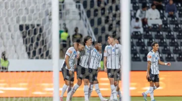 قرار حاسم رئيس الشباب السعودي يحدد مصير المدرب ألجواسيل بعد.webp