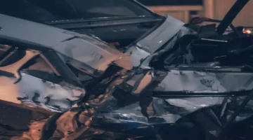 مأساة طريق جمصة وفاة طفلة وإصابة 13 شخصاً في حادث.webp