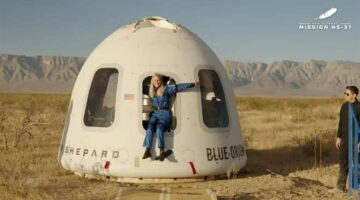 ميكايلا بنتهاوس أول رائدة فضاء على كرسي متحرك تحلق في