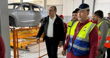 وزير قطاع الأعمال العام يؤكد تسريع تطوير مصانع النصر للسيارات خلال زيارة ميدانية مفاجئة