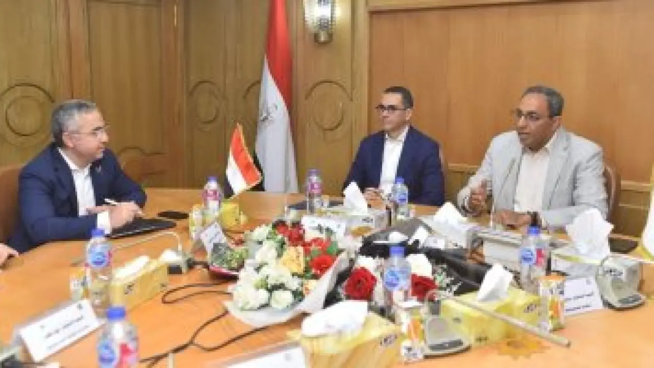 استثمارات بمليارات الجنيهات.. تحرك وزاري مفاجئ يغير خارطة المستقبل في قلب قنا