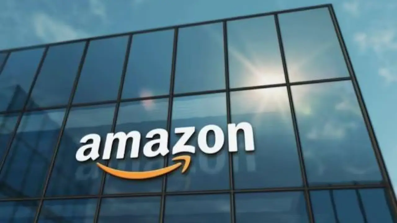 زلزال في أمازون.. قرار مفاجئ ينهي مسيرة آلاف الموظفين مع بداية عام 2026