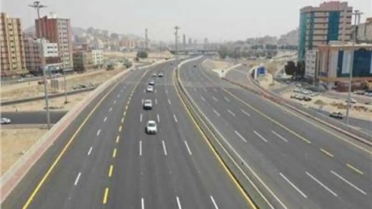 شلل مروري مرتقب.. إغلاق القوس الغربي للدائري يثير قلق السائقين طوال 21 يوماً