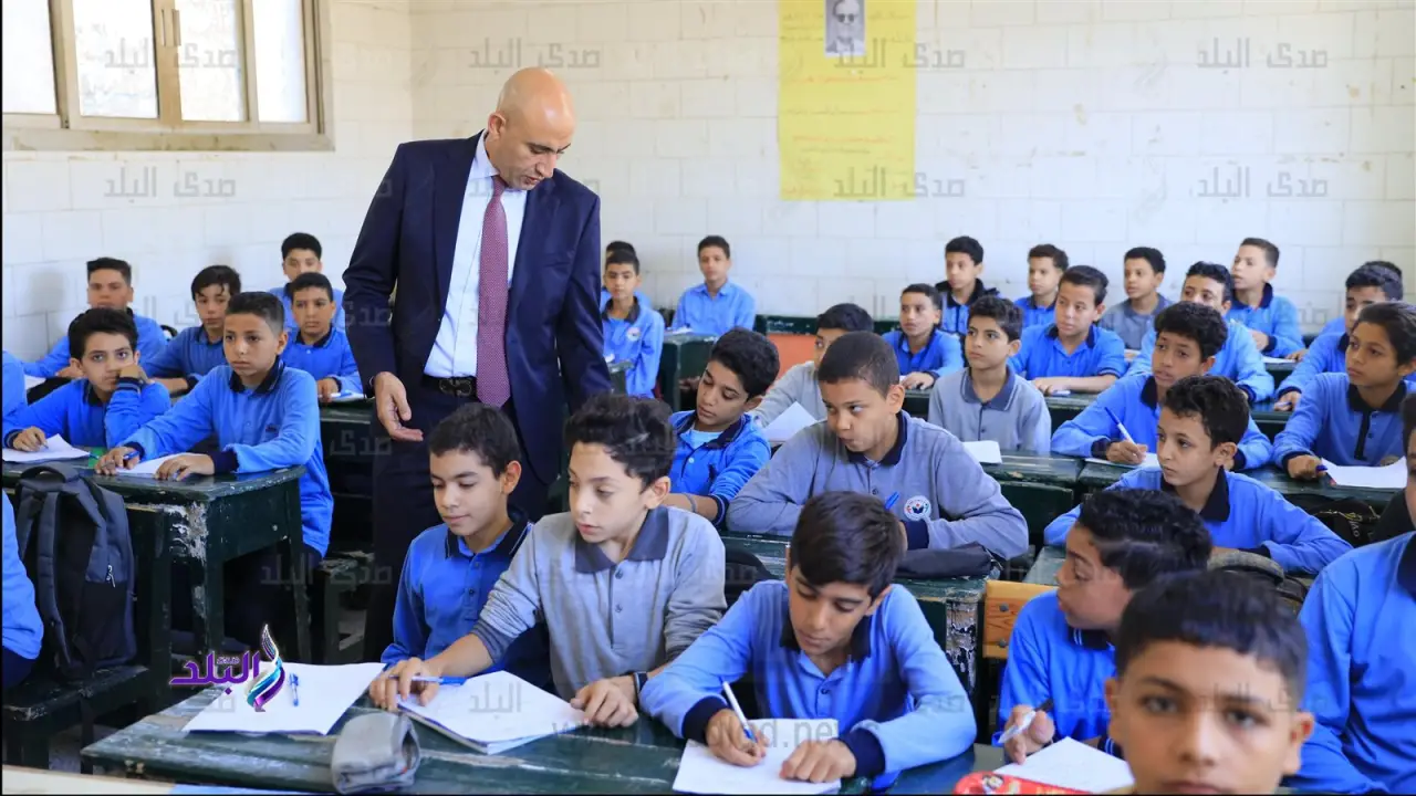 طلاب ومدارس.. قرار حاسم بشأن مواعيد الدراسة في رمضان يثير الجدل بين الأهالي