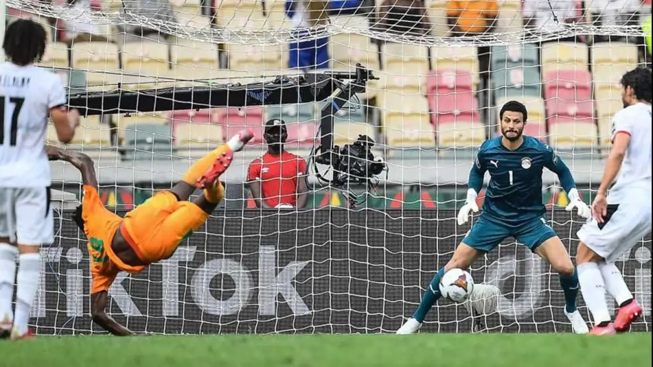 عقدة الأفيال التاريخية.. رقم مرعب يحسم تفوق الفراعنة قبل صدام القمة المرتقب