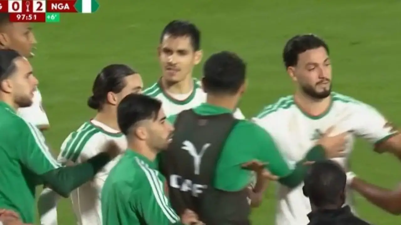 فوضى عارمة.. اشتباكات عنيفة تنهي رحلة الجزائر في أمم أفريقيا بمشاهد صادمة