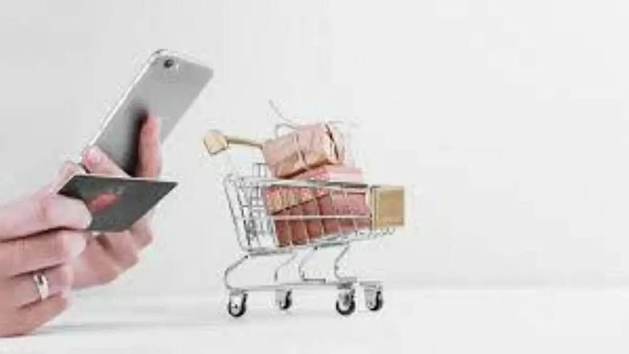 هوس التسوق.. 5 أبراج تفرغ حساباتها البنكية في مراكز الشراء دون توقف