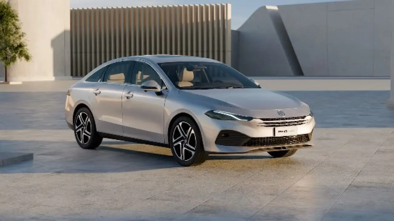 وحش الصدارة الجديد.. إم جي 8 موديل 2026 تهدد عرش المنافسين في السعودية بتجهيزات خيالية