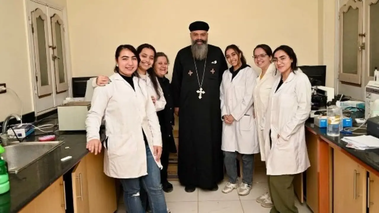 أهالي العاشر من رمضان.. إقبال تاريخي على أضخم تحرك طبي مجاني يخدم الآلاف