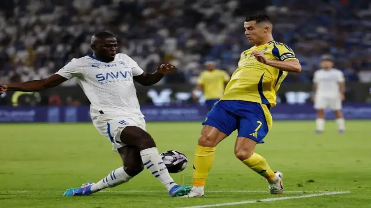 صراع العاصمة.. قرار فني حاسم يقلب موازين قمة الهلال والنصر في الرياض