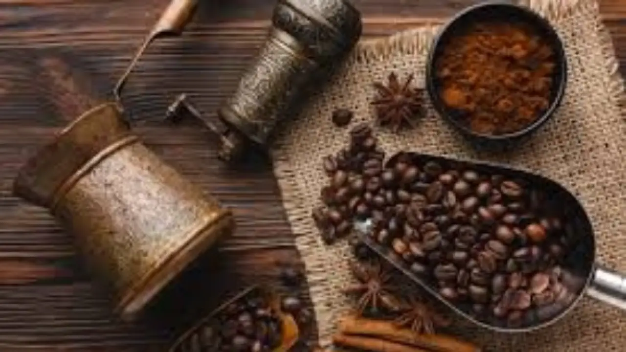 عشاق القهوة.. دراسة حديثة تكشف تأثيراً غامضاً يغير وظائف الجسم الحيوية تماماً